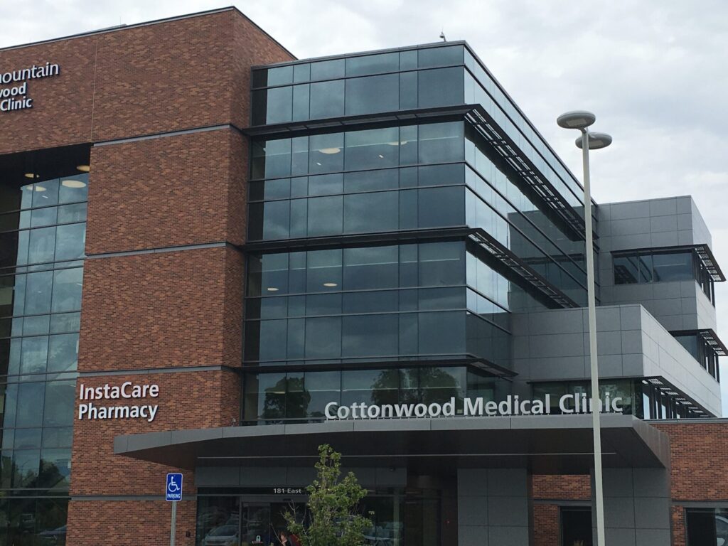 Cottonwood Medical Clinic Building Front View