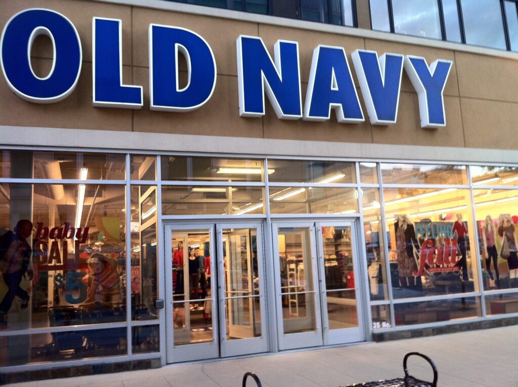 Front view of an Old Navy building